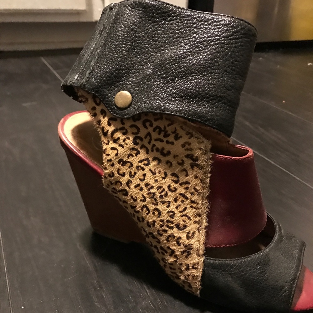 Jeffrey Campbell open toed sandals size 8